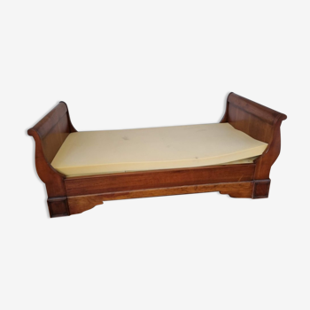 Solid cherry trundle bed