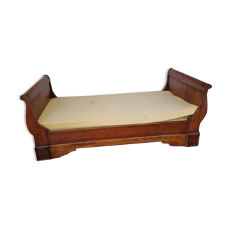 Solid cherry trundle bed