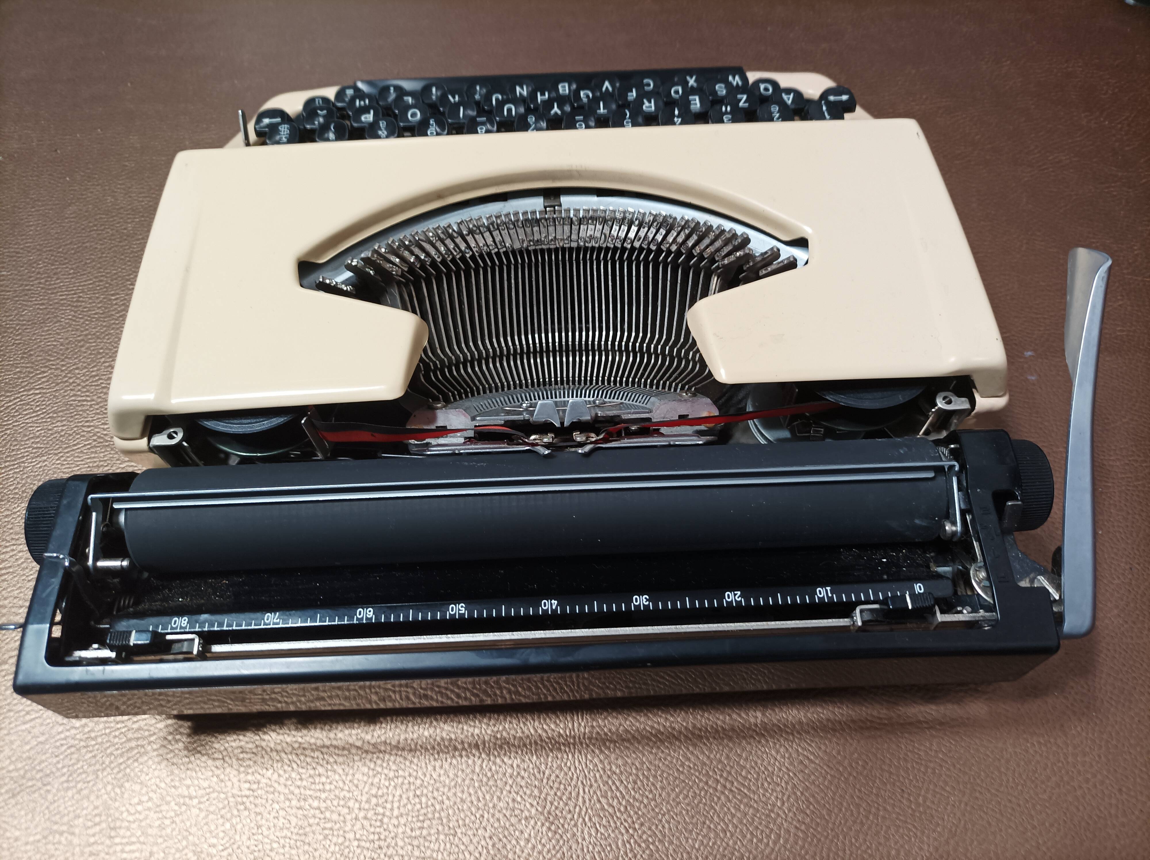 Nogamatic 400 typewriter