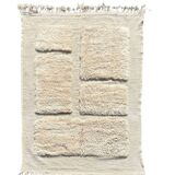 Moroccan Berber rug in white wool