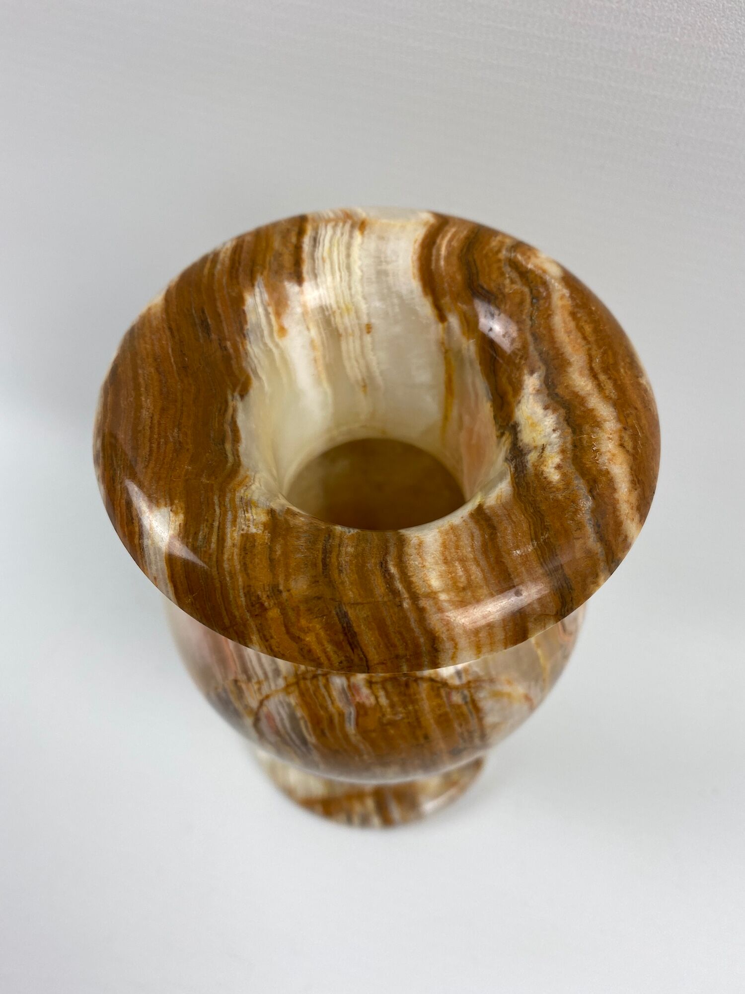 Beige and brown alabaster vase 15cm