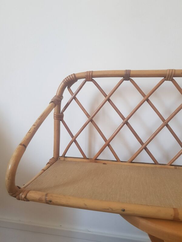 Etagere murale en rotin