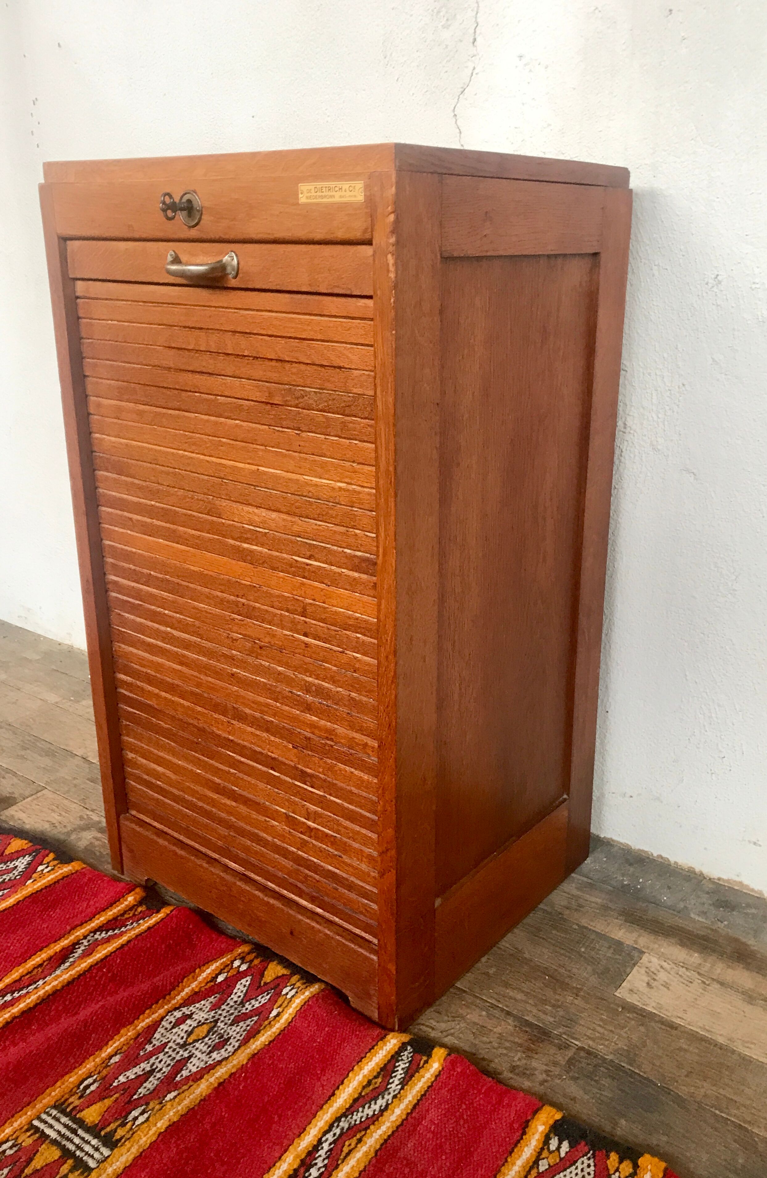 1960 curtain furniture