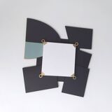 Miroir coloré de forme irrégulière
