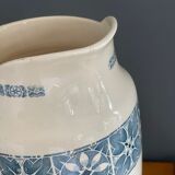 Ancien broc pichet de toilette longchamp terre de fer
