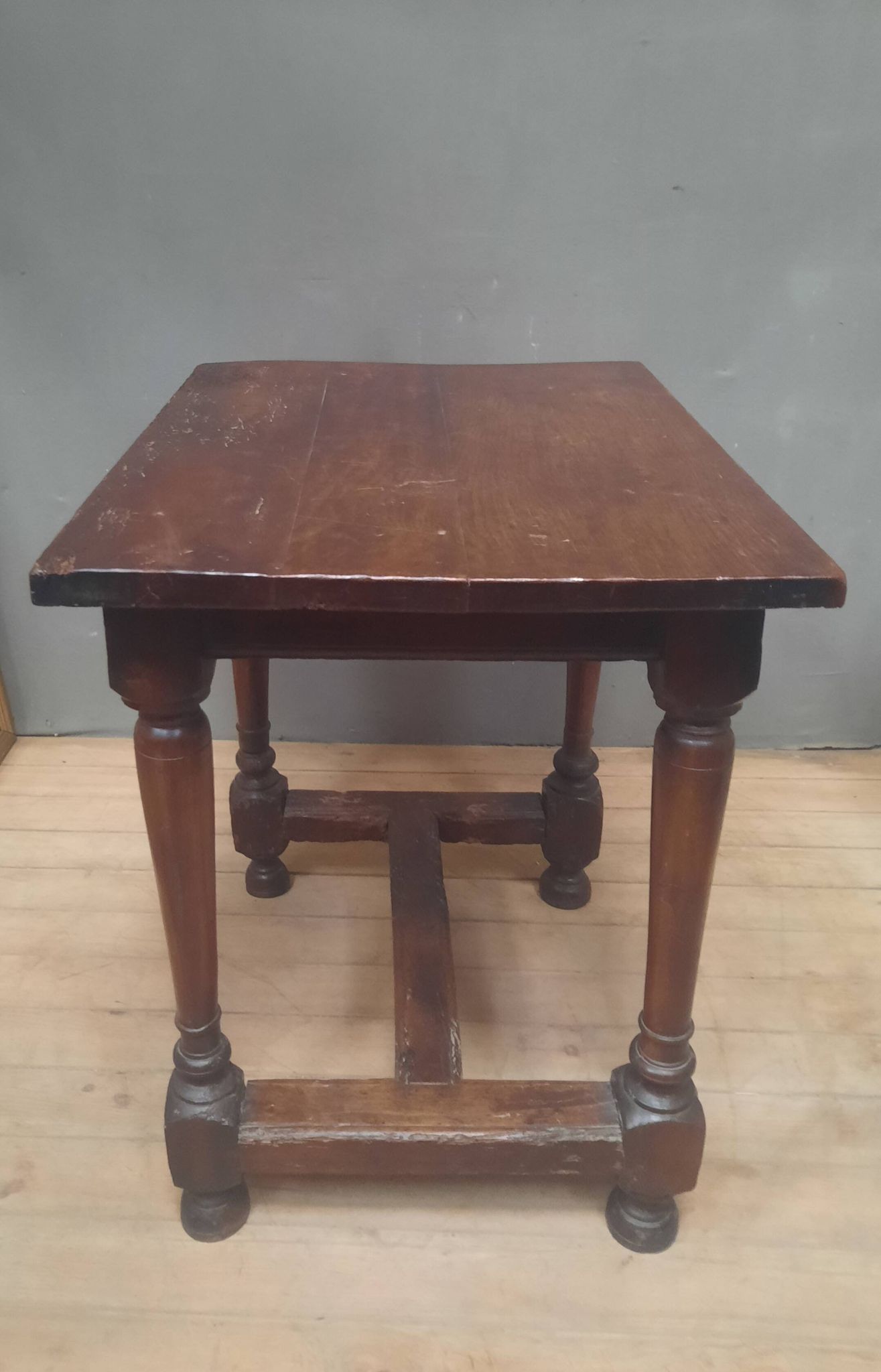 Table rectangulaire rustique, XVIIIème s.