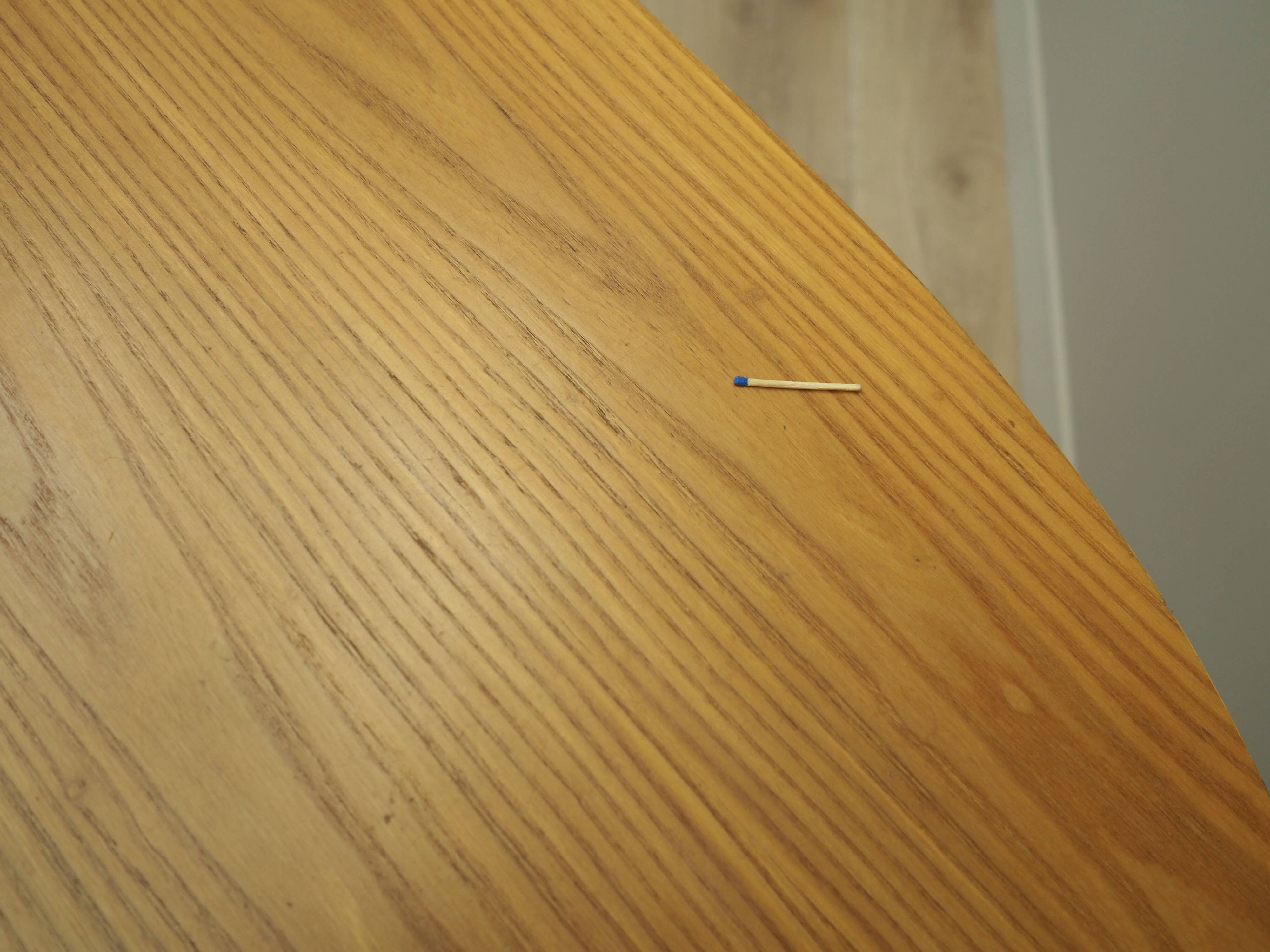 Oak desk, Italian design, 1970s, production: Italy