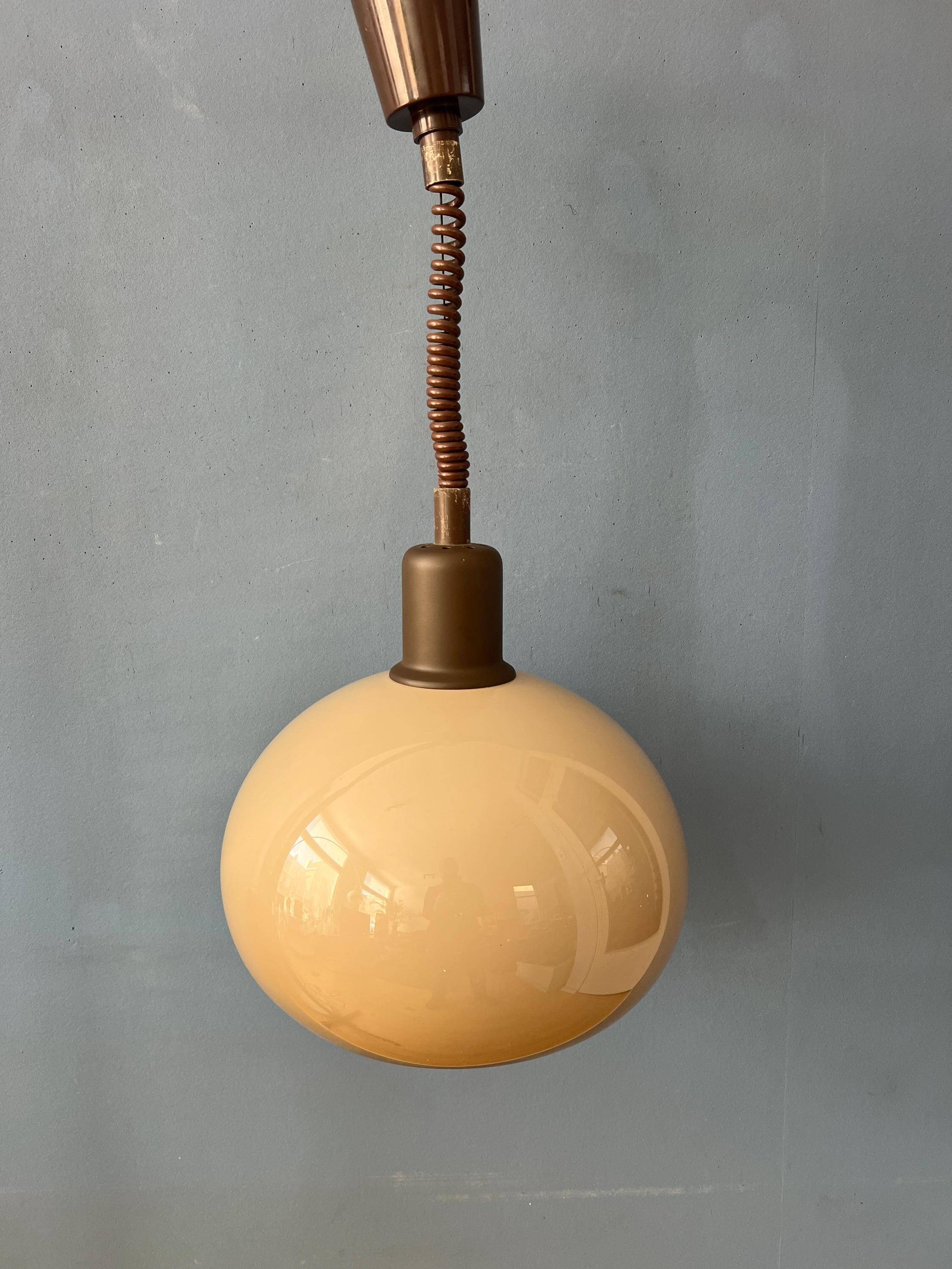Suspension vintage champignon beige en verre acrylique