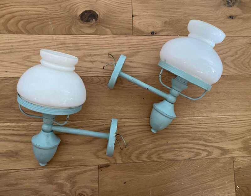 Set of 2 sconces
