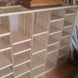 Postal sorting cabinet