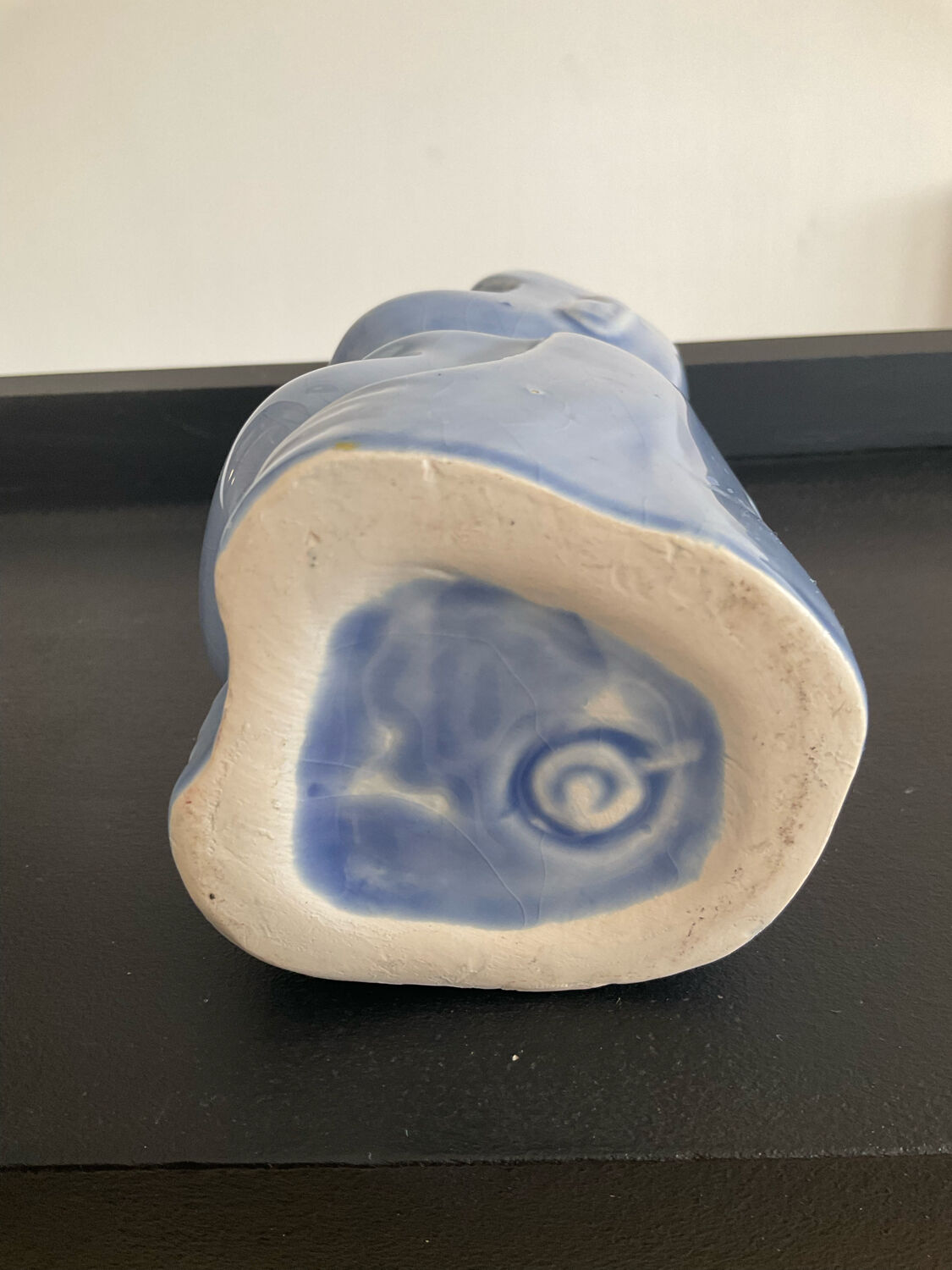 Vintage ethnic vase in glazed porcelain