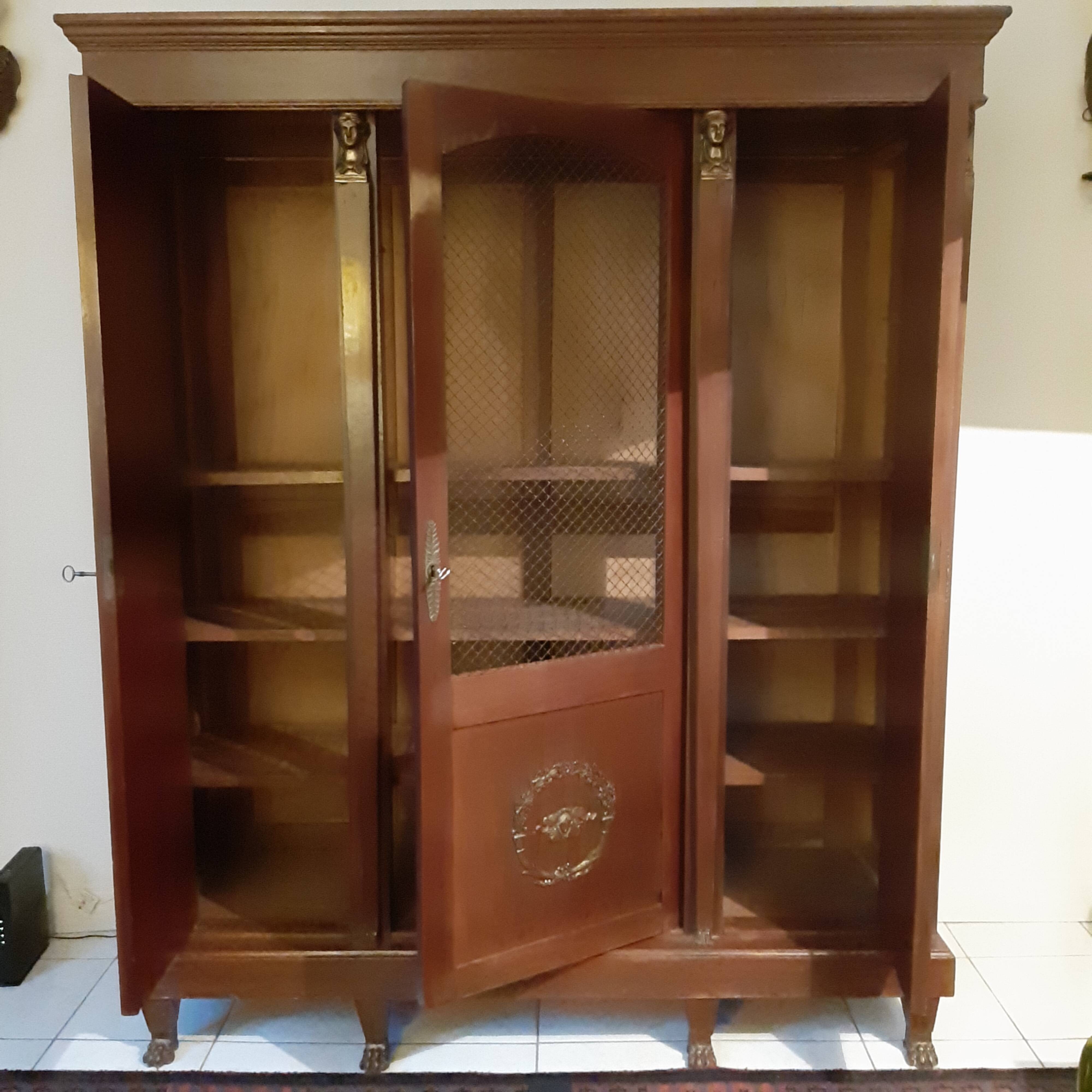 Napoleon III bookcase