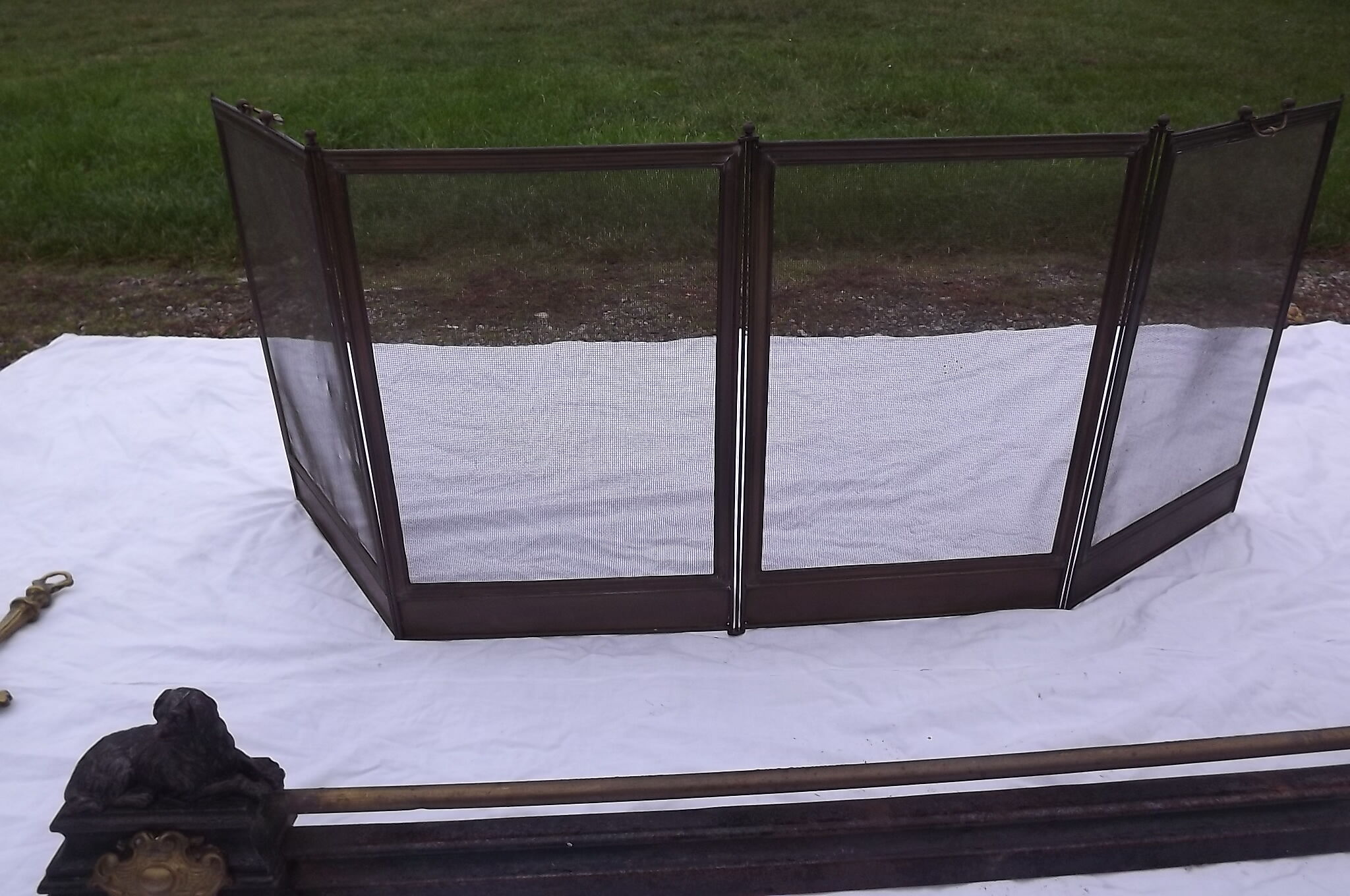 Fireplace of the nineteenth in bronze copper and brass
