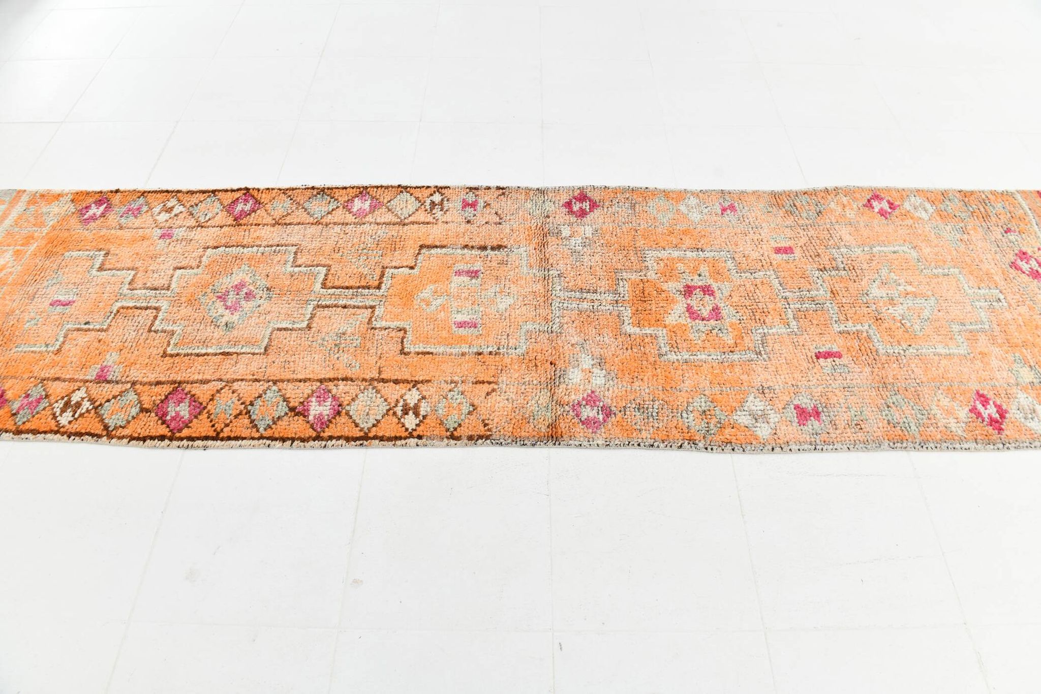3x11 Soft Orange Vintage Runner, Wool Corridor Rug, 90x330Cm