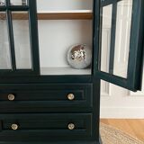 Small display case