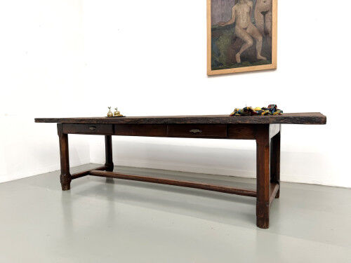 Brutalist farmhouse table in solid oak, 270 cm, 1920s.