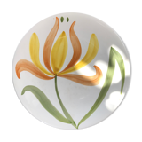 Floral pattern plate