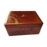 Lacquered wooden box