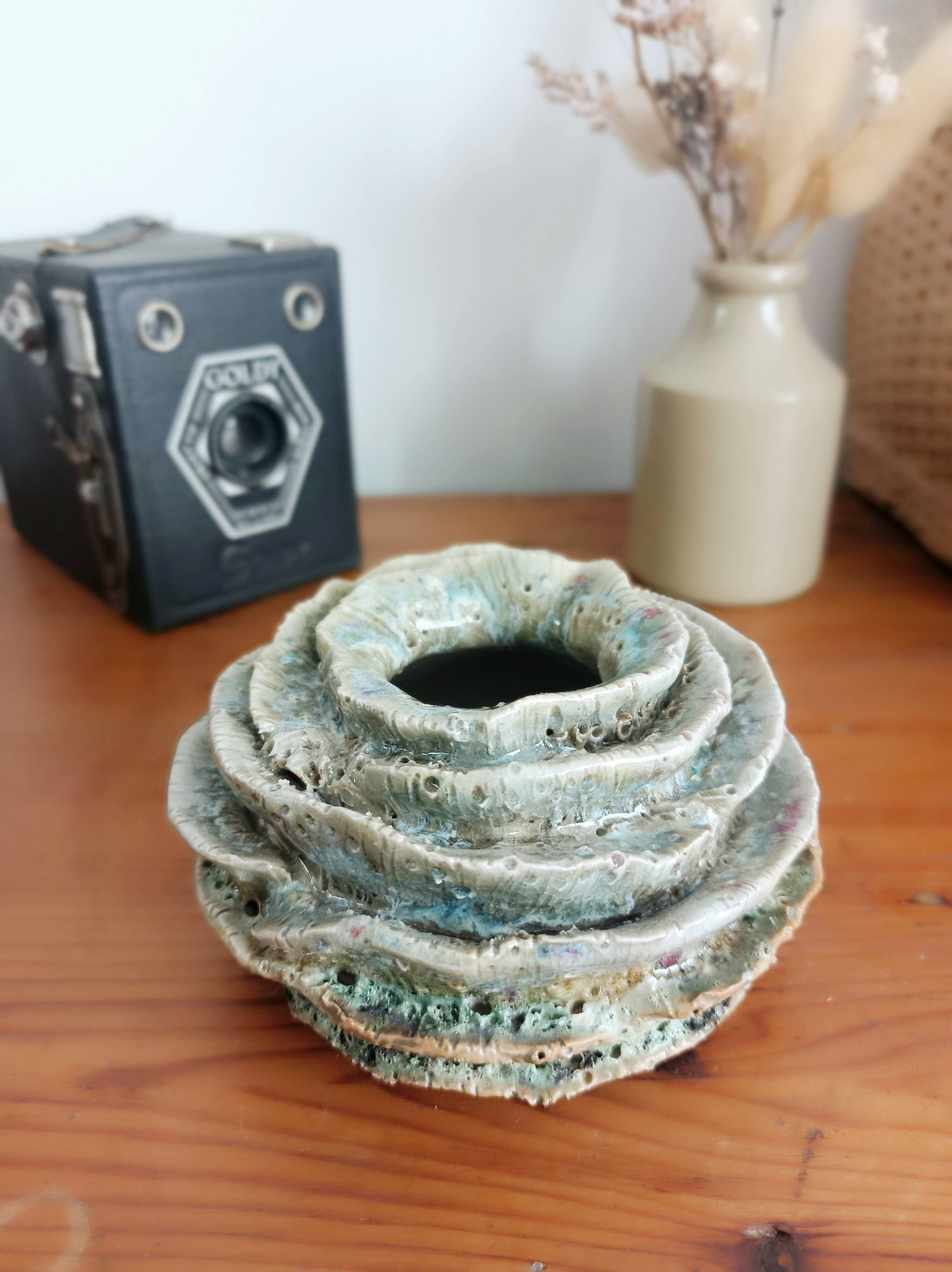 Small cabbage vase