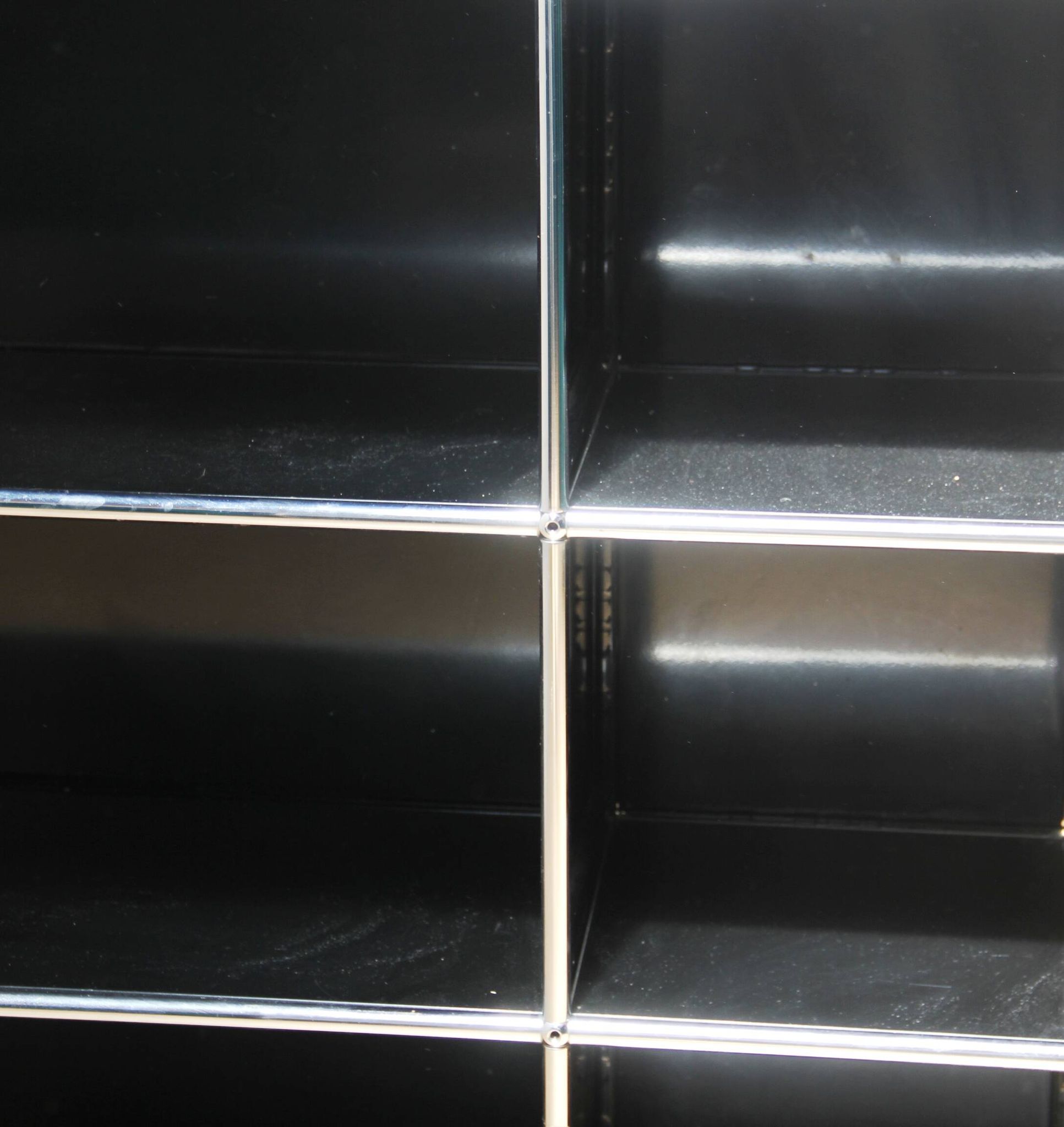 USM Haller storage unit