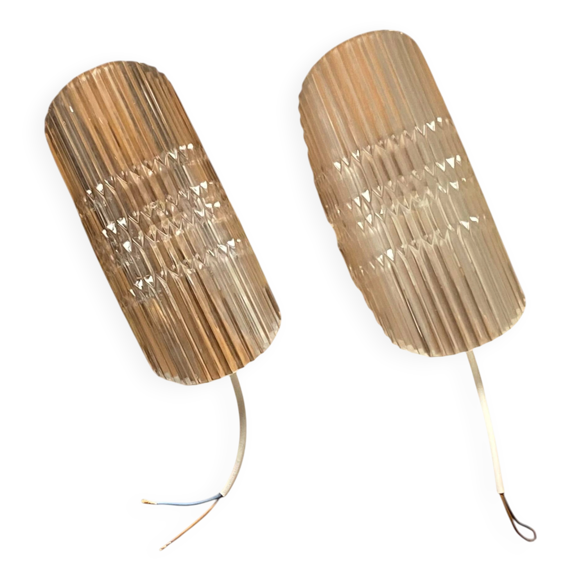 Pair of wall sconces in plexiglass