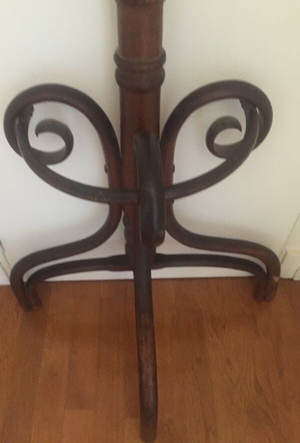 Porte manteaux ancien en bois style perroquet