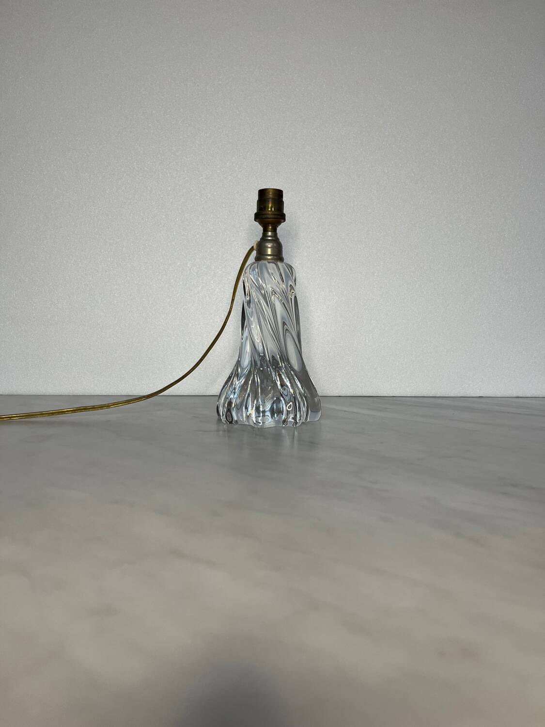 Twisted crystal lamp base signed Baccarat