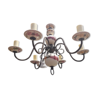 Wrought iron chandelier and painted earthenware, 6 branches
