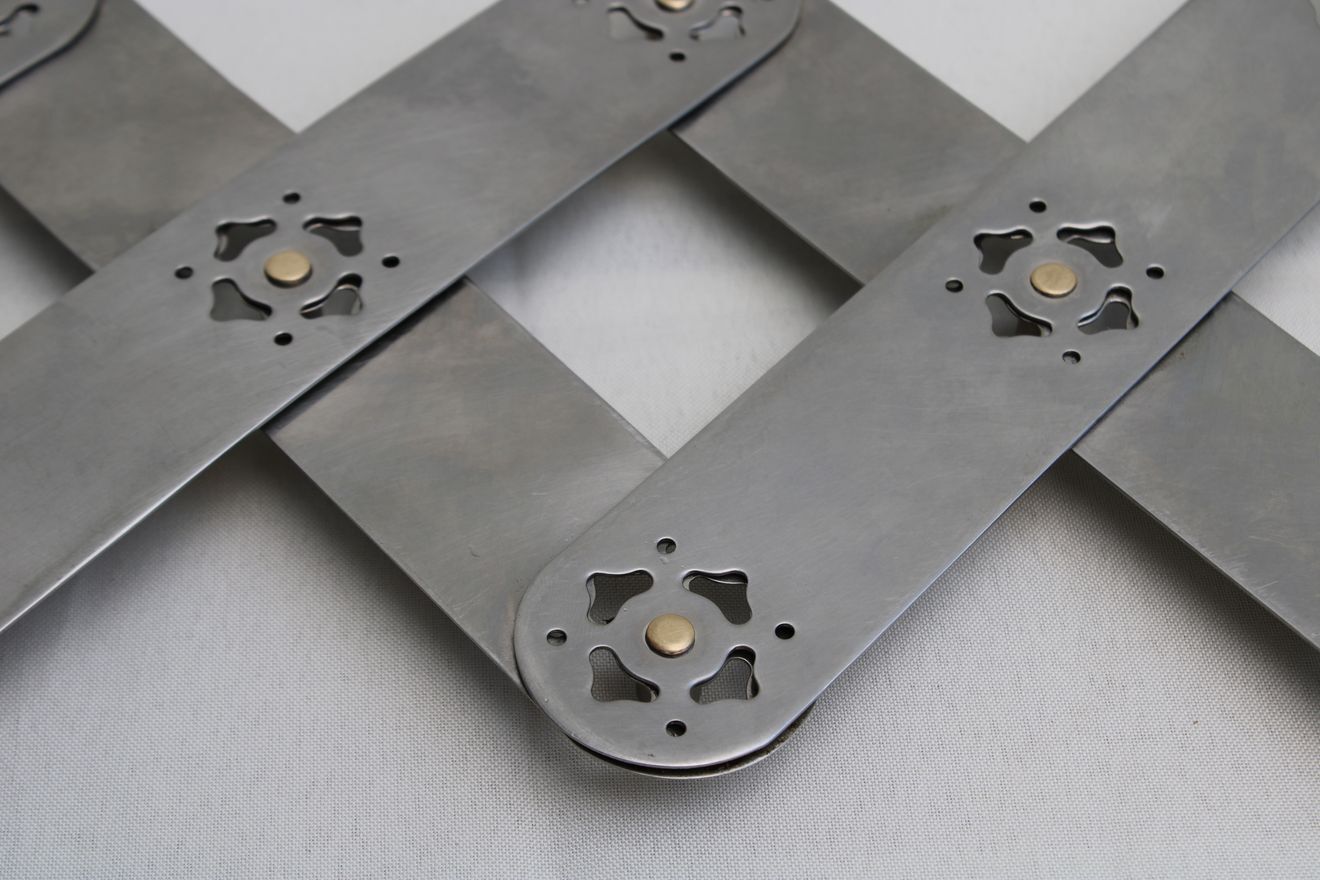 Flat underside