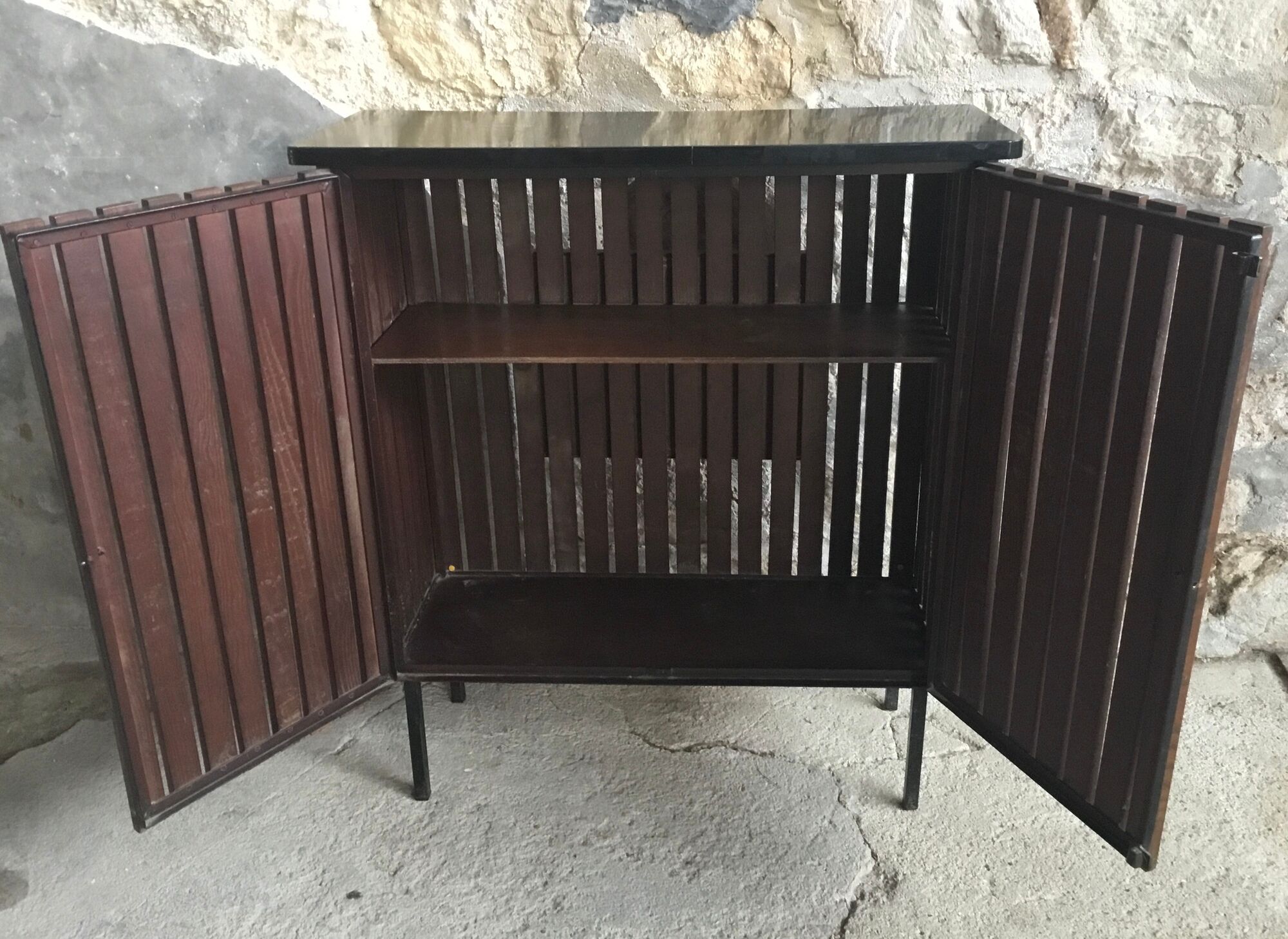 Furniture bar with vintage cocktails, teak blades and earthenware -1960s