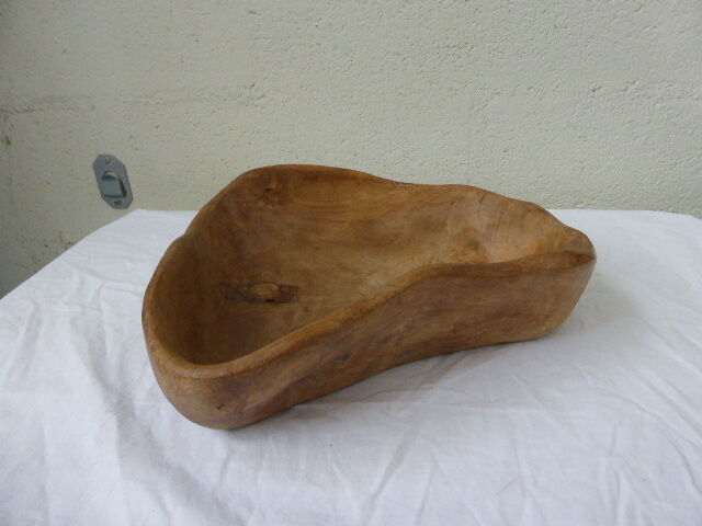 In olivier original fruit bowl and the 1970s vintage design