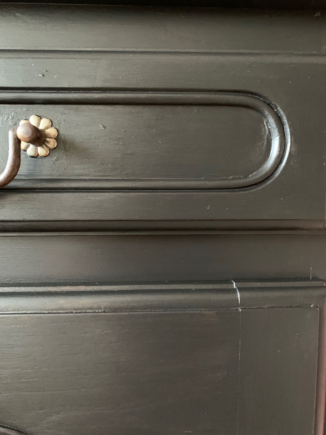 Black patinated jam
