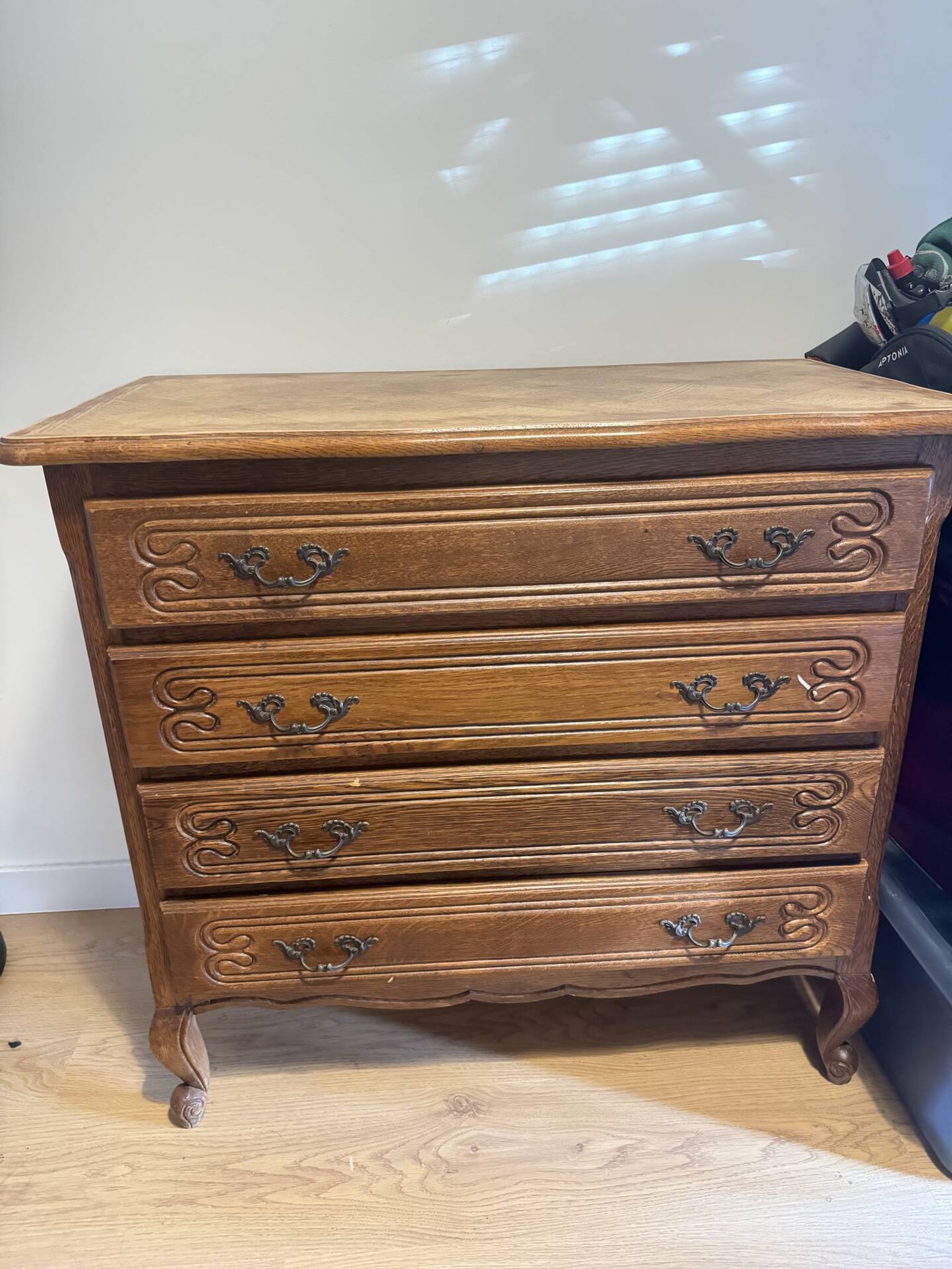 Louis XV commode