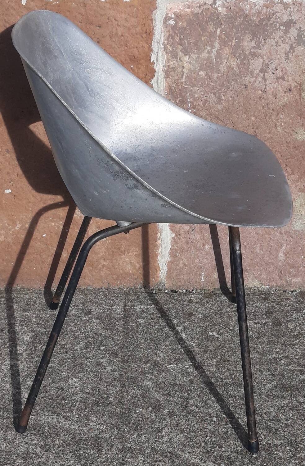 Chaise tulipe Pierre Guariche. (Edition Steiner, années 50)