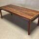 Table basse palissandre design scandinave 1950.