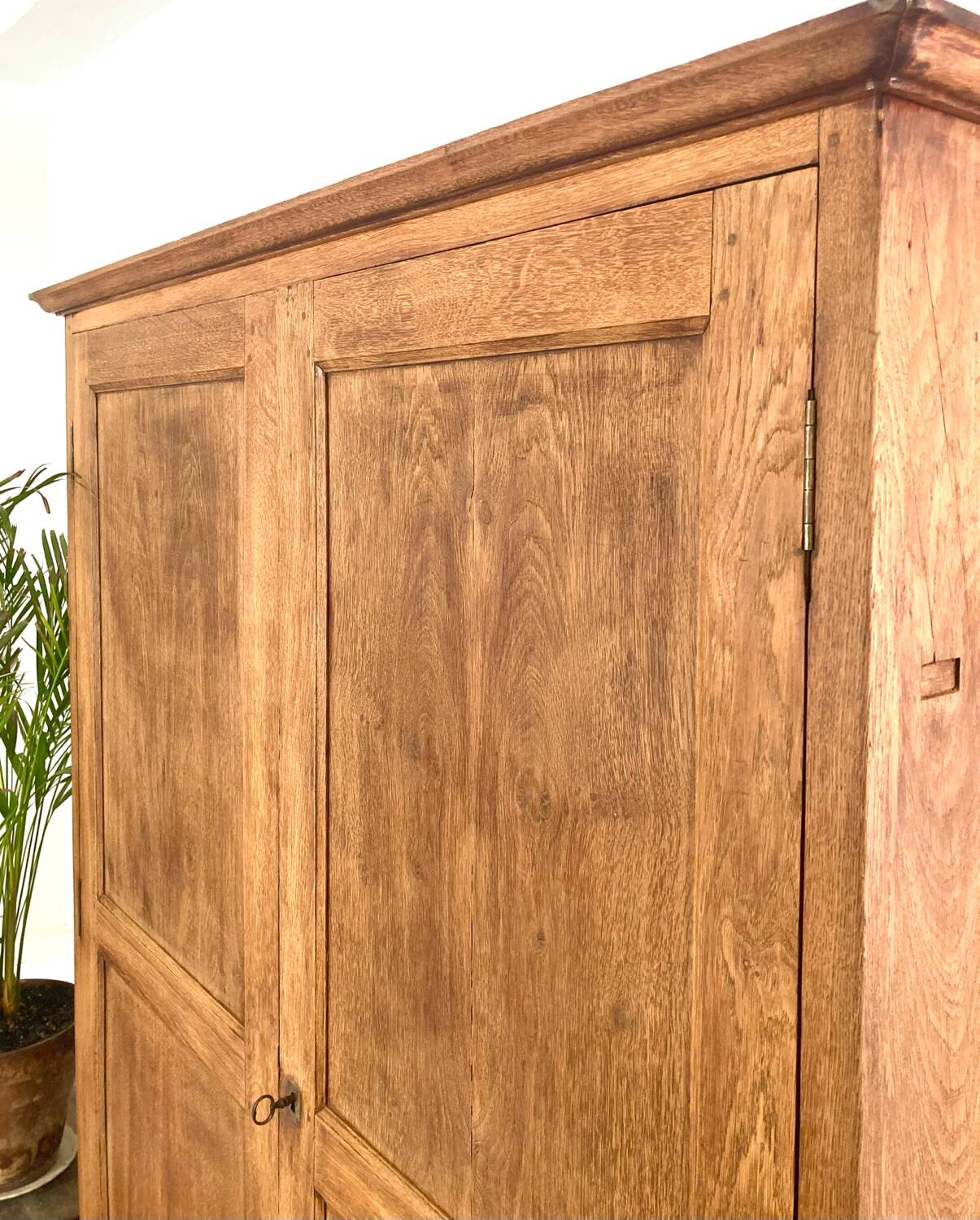 Parisian wardrobe in solid oak