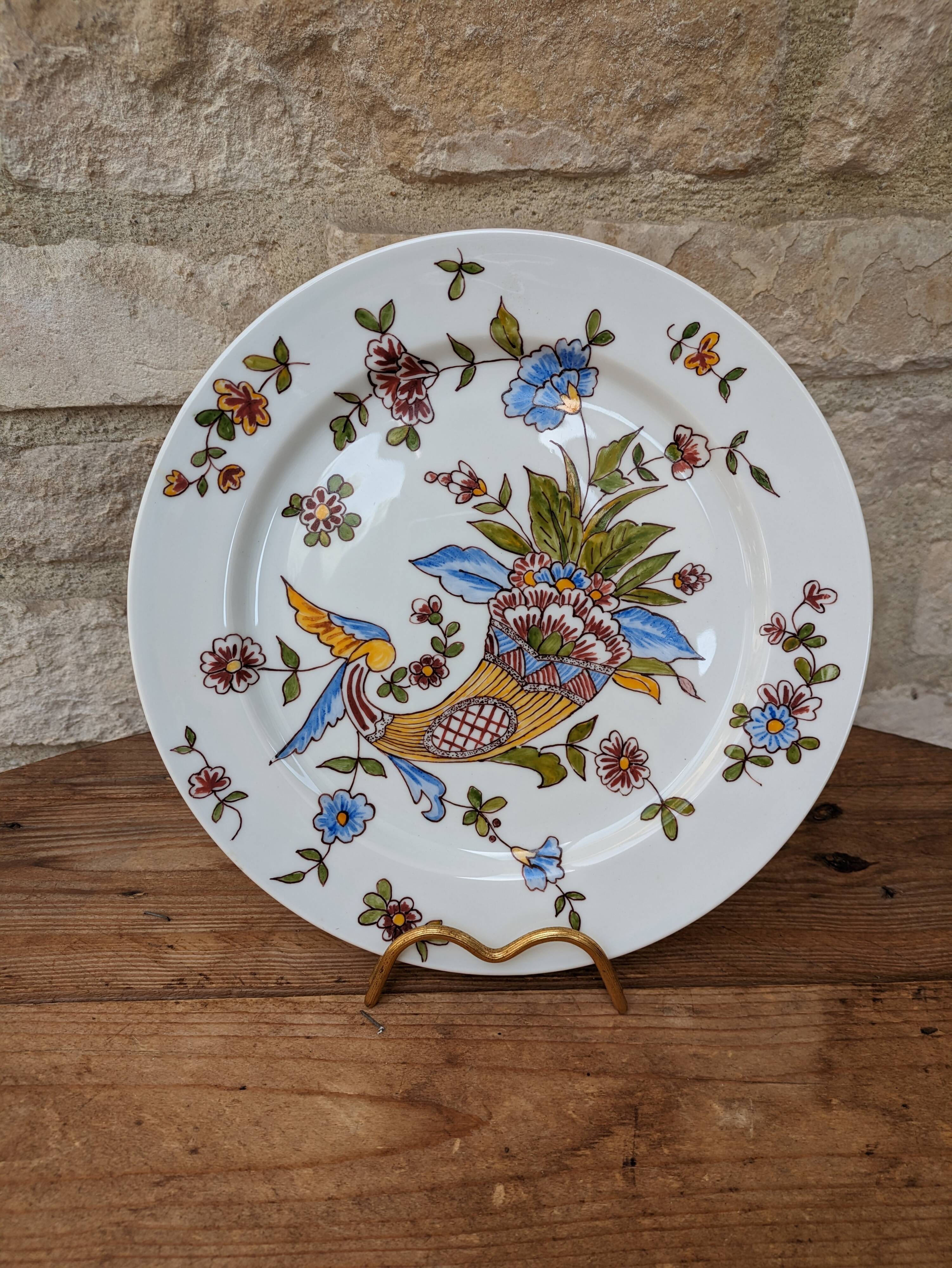 Very beautiful old plate decorated with a cornucopia, hand-painted, Limoges