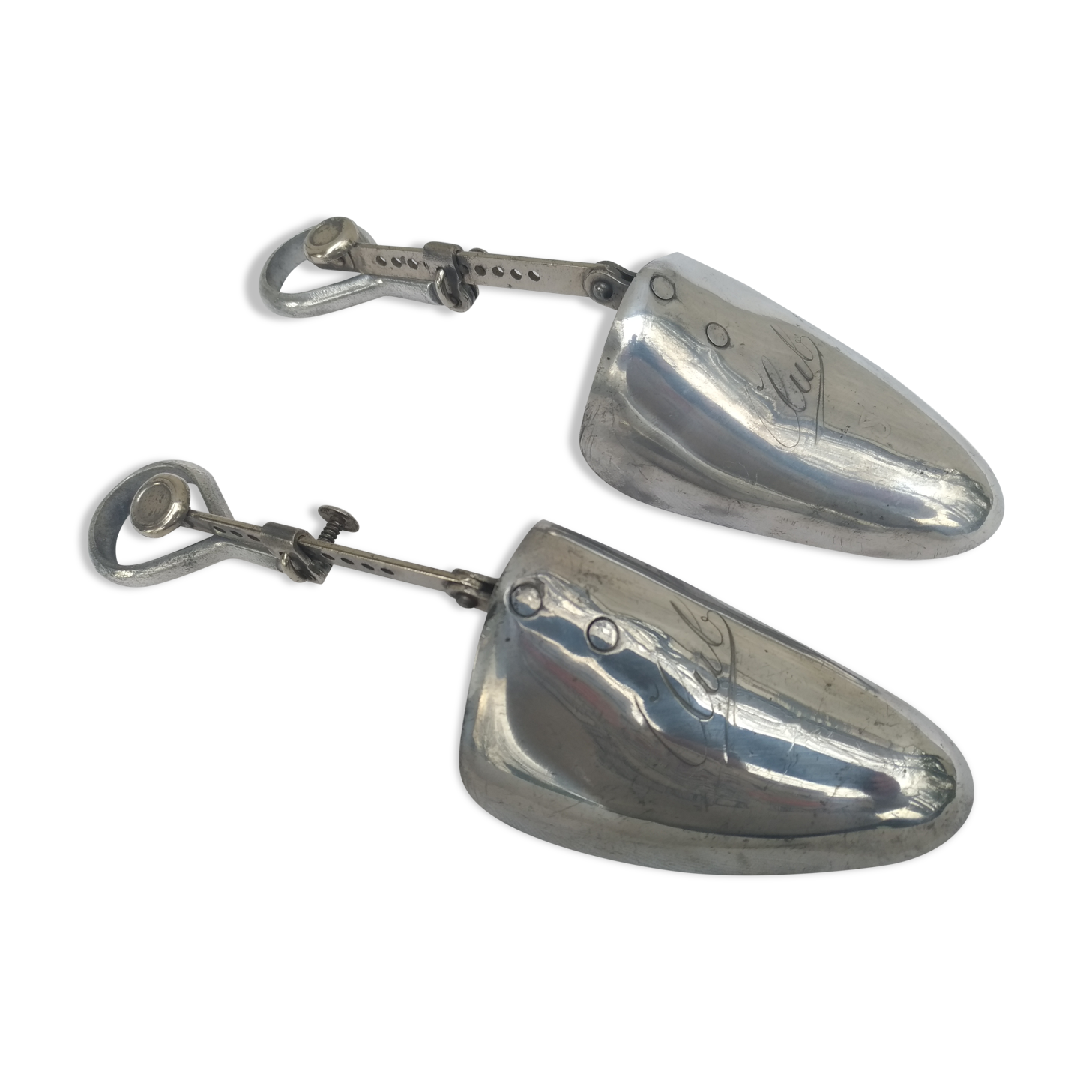 Added to reglable shoes