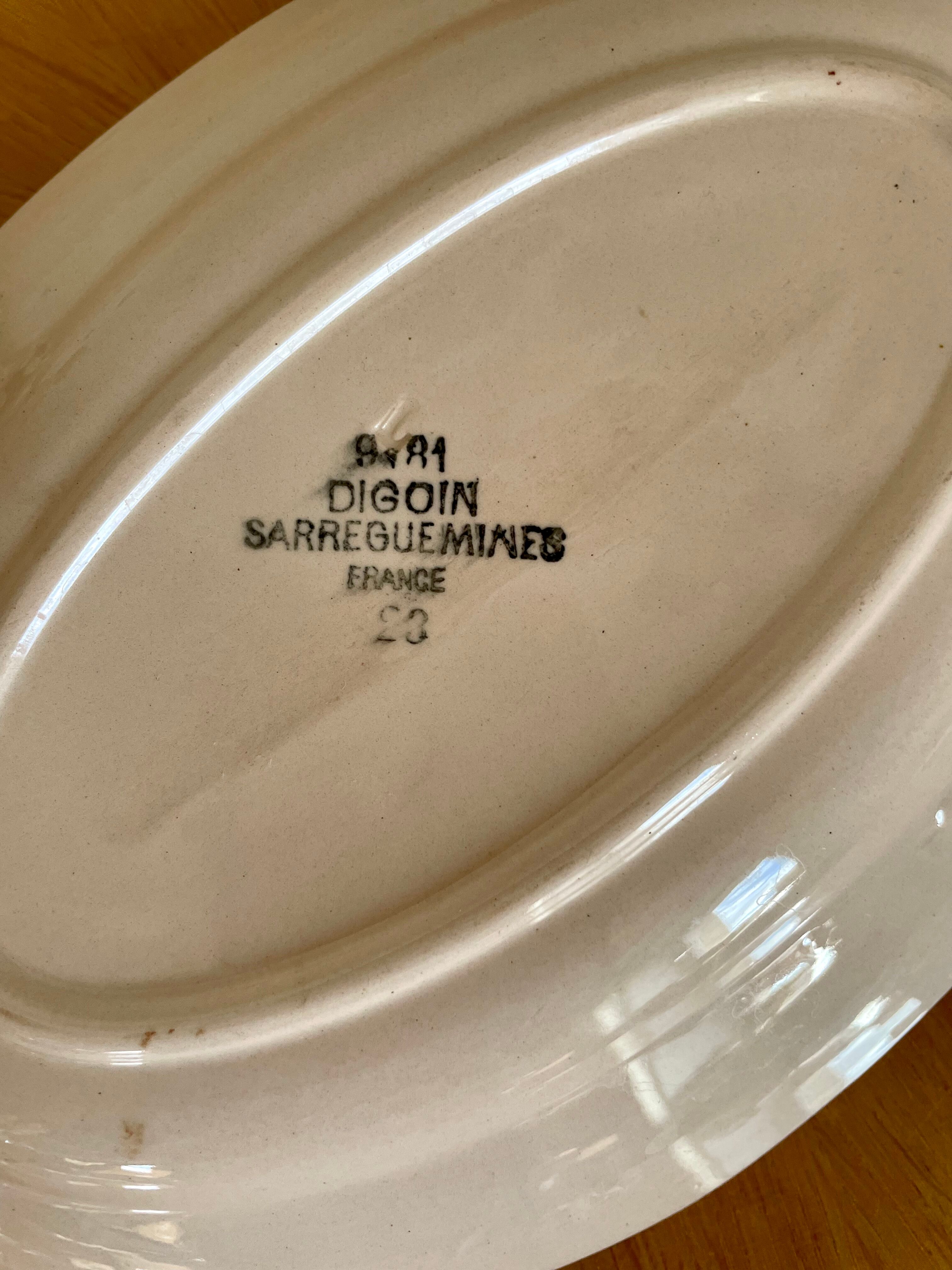 Dessert dish Digoin Sarguemines 1930