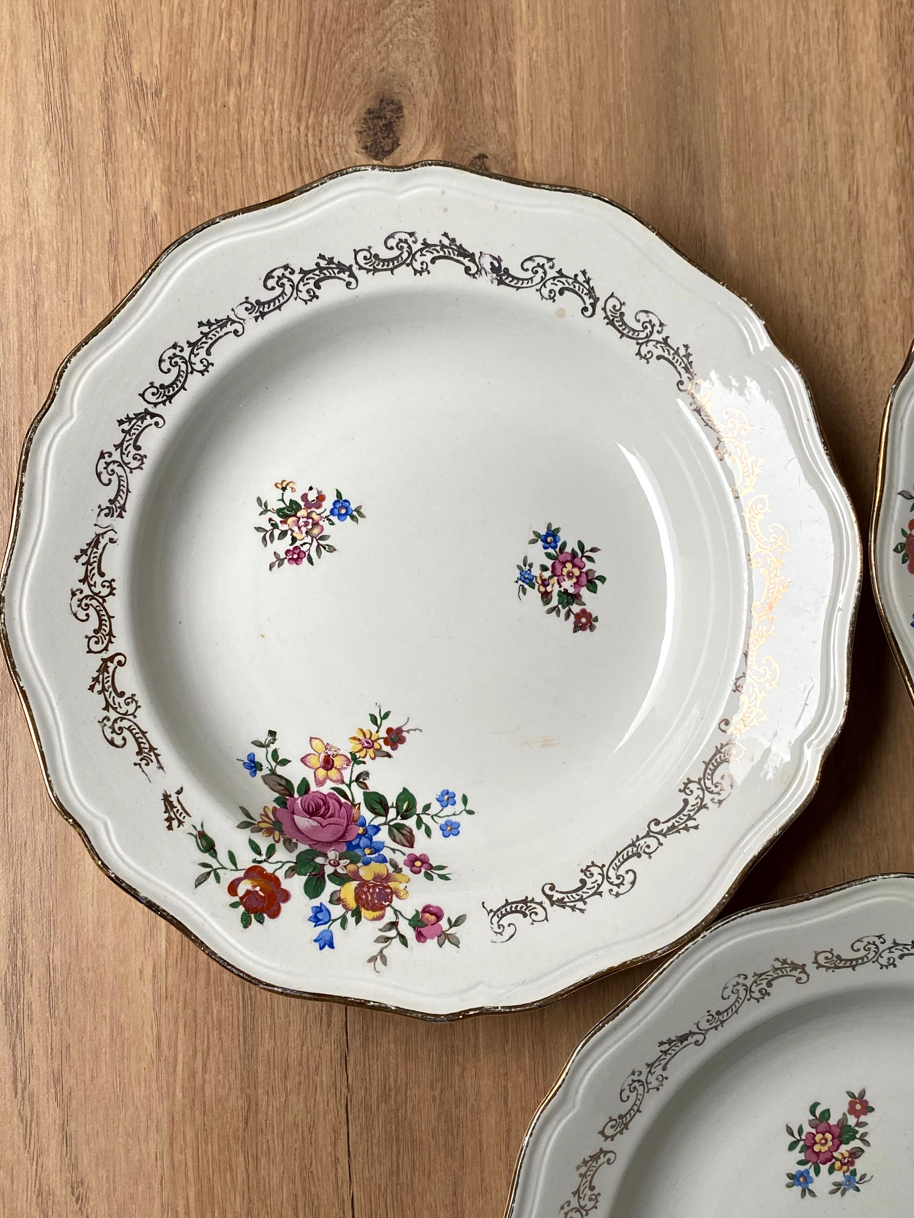 Set of 3 hollow plates The Almond Mira