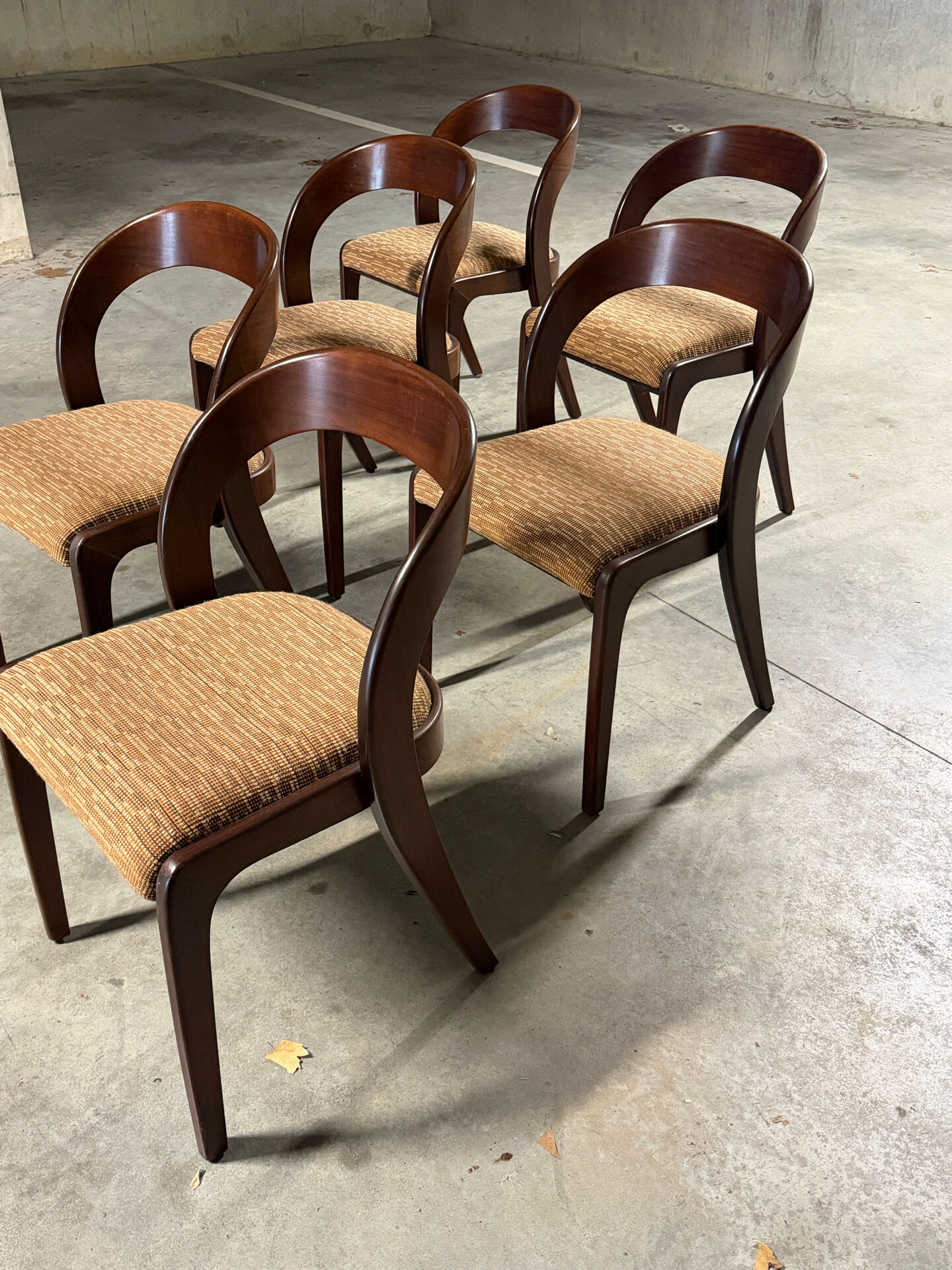 Set of 6 "Gondole" chairs by Baumann from the 1960s.