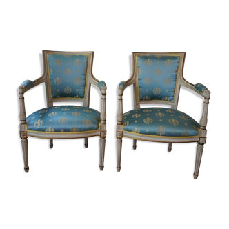 Pair of directoire style chair