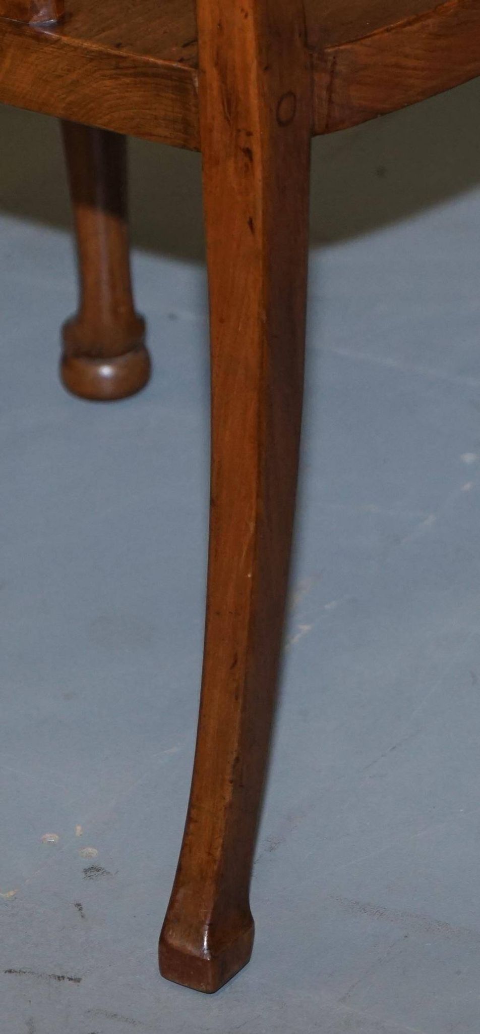 Victorian Howard & Son walnut office chair with stamp.