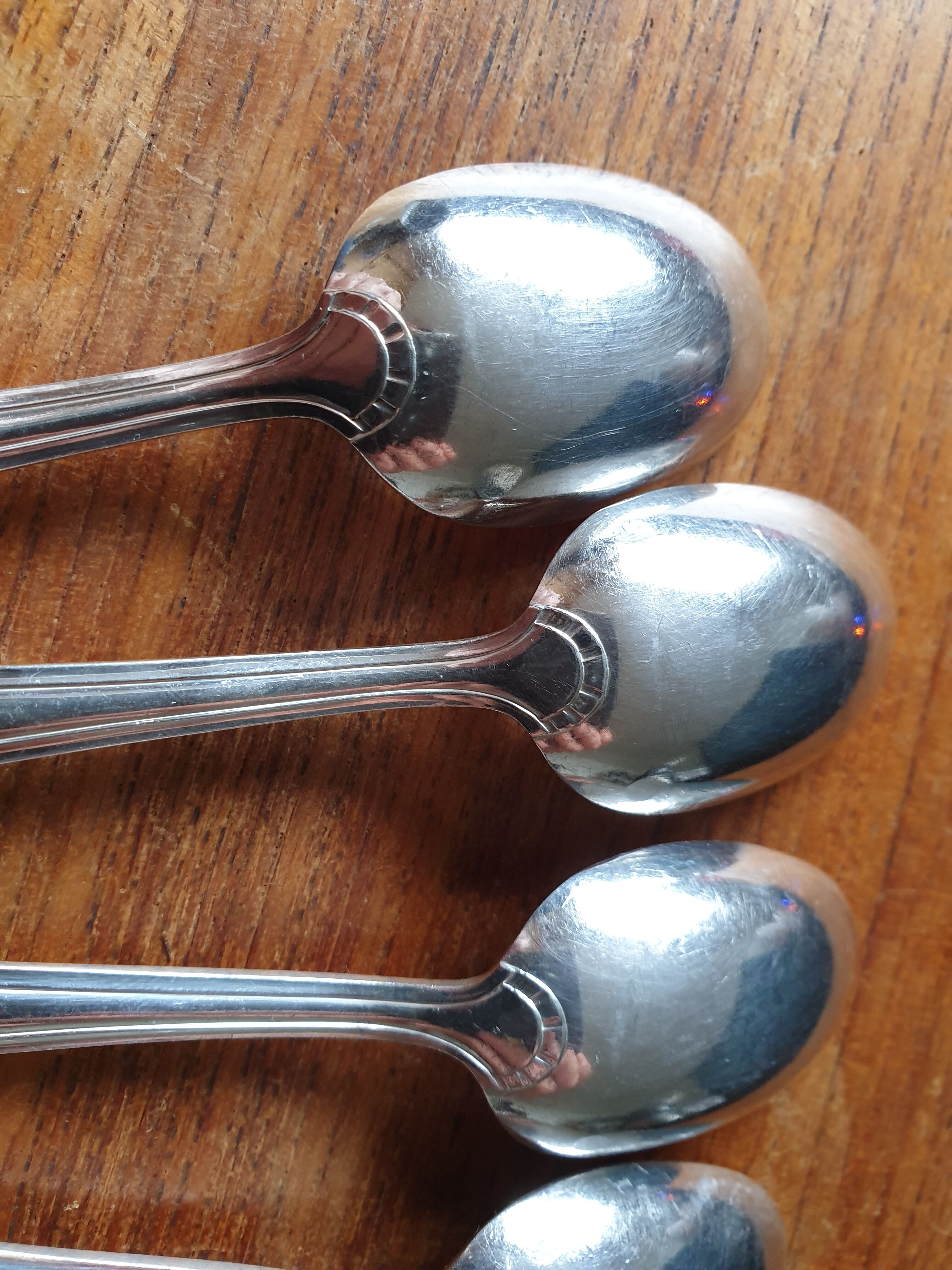 set of 6 small art deco spoons in silver metal