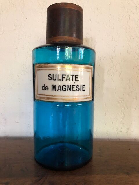 Napoleon III medicine jar