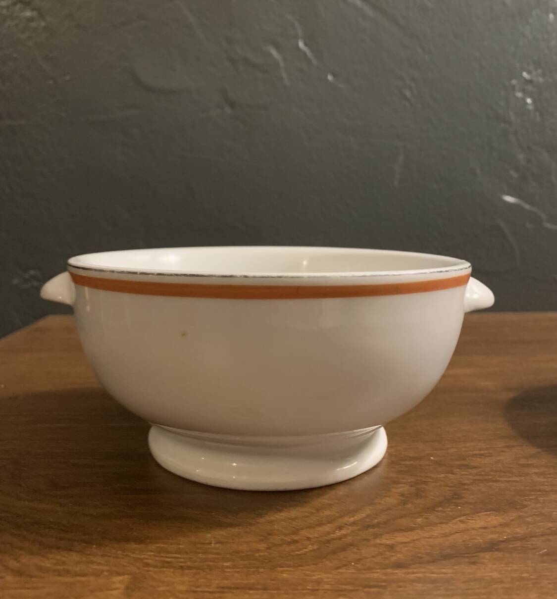 Auteuil porcelain bowl