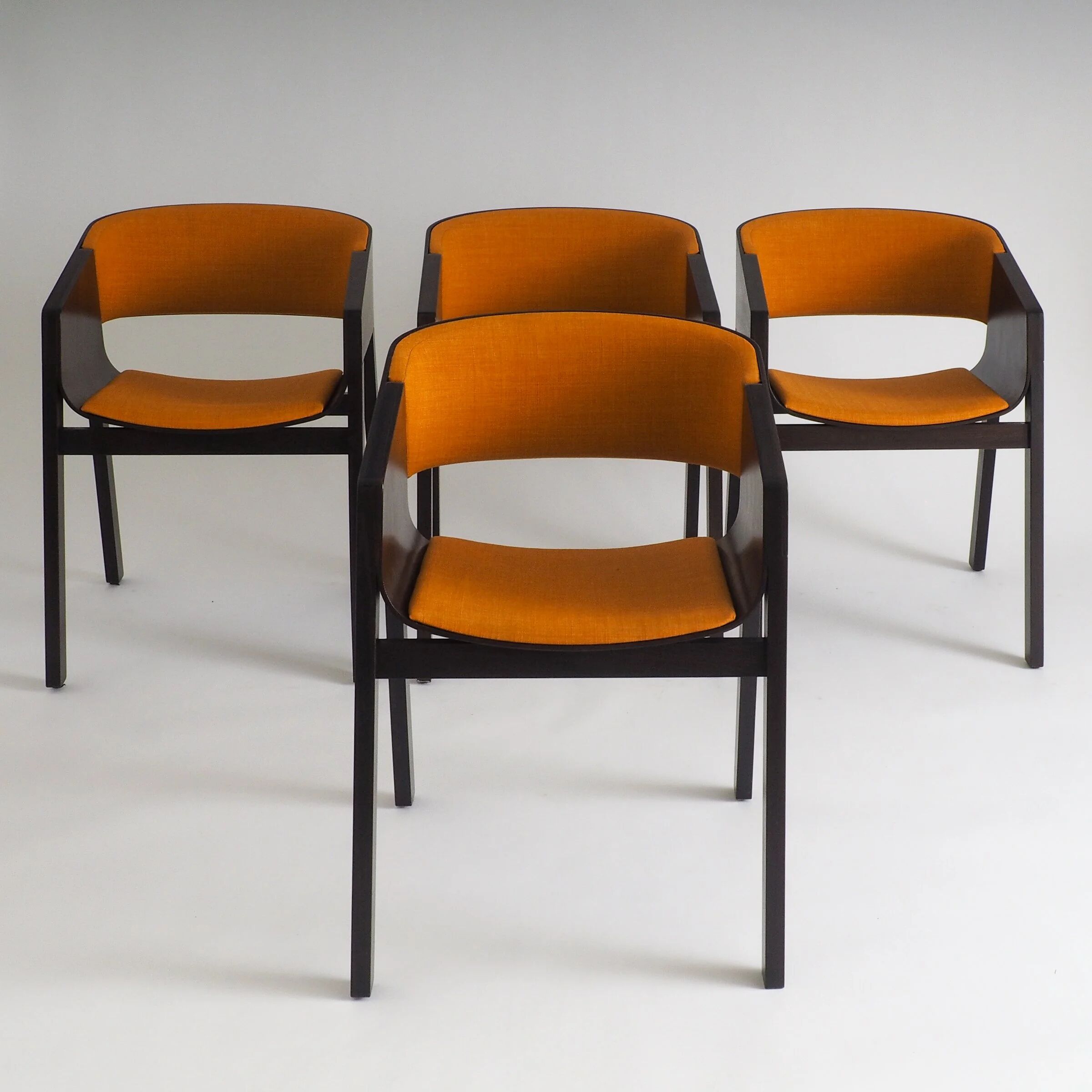 Ensemble de 4 fauteuils Merano par Alexander Gufler pour TON