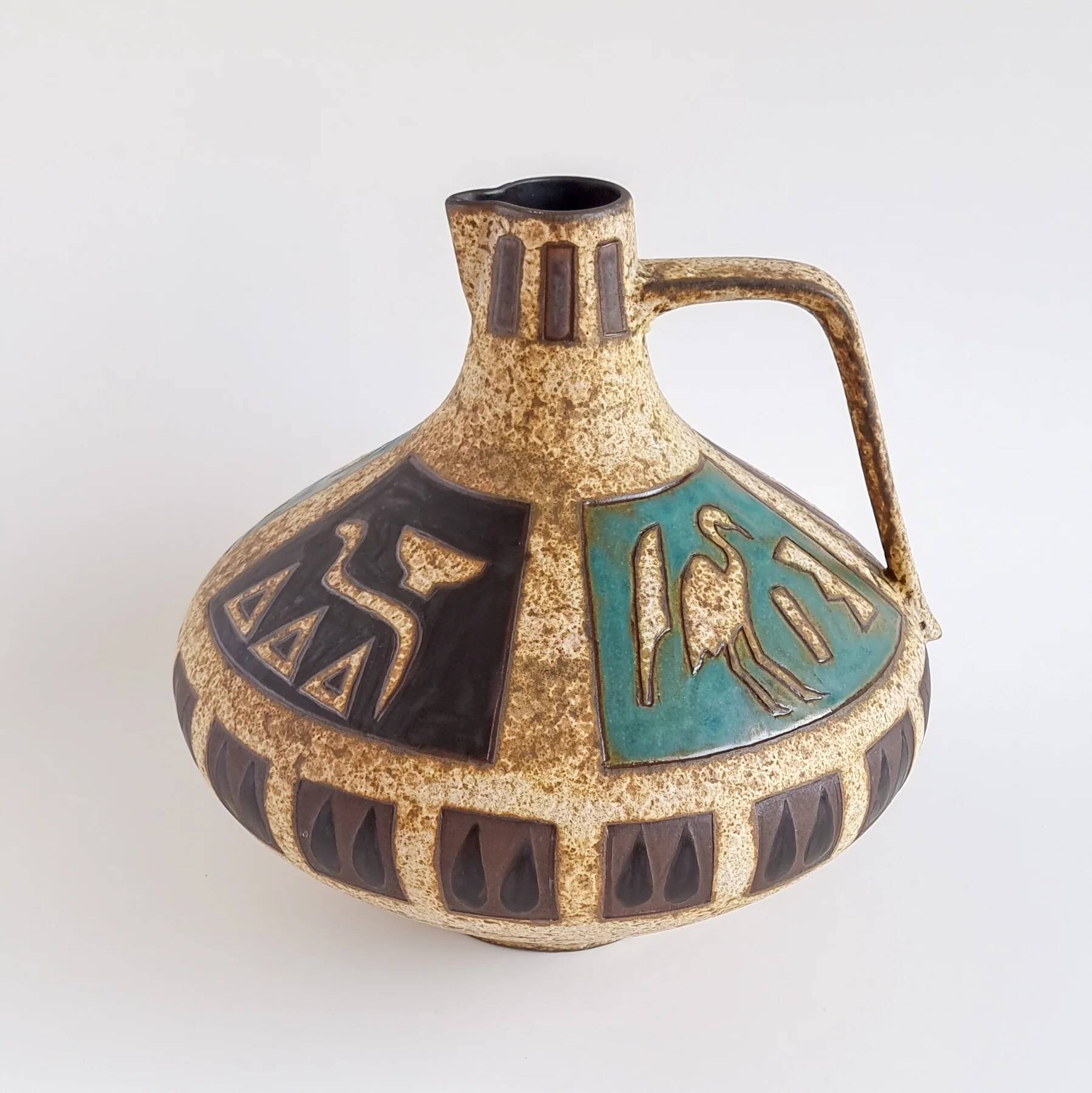 Large Ceramano Amon vase
