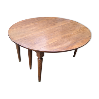 Large 19th oval dining table, with fellers and extension cords. Up to 20 seats