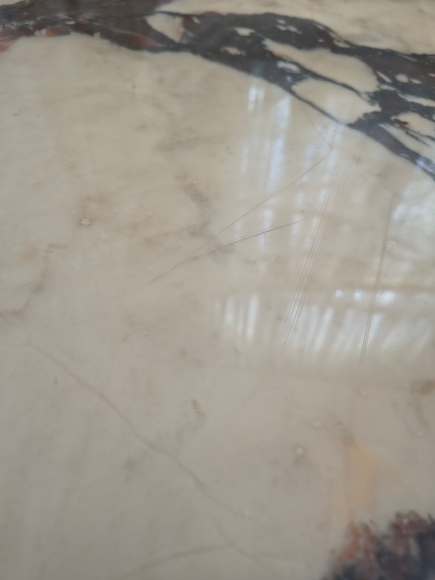Table basse marbre de Calacatta début 1980